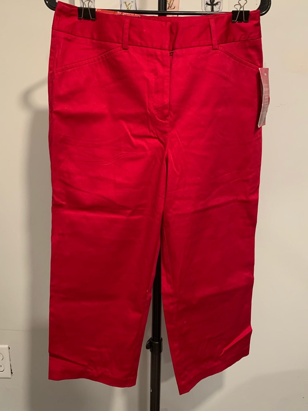 212 Collection Red Capri Pants